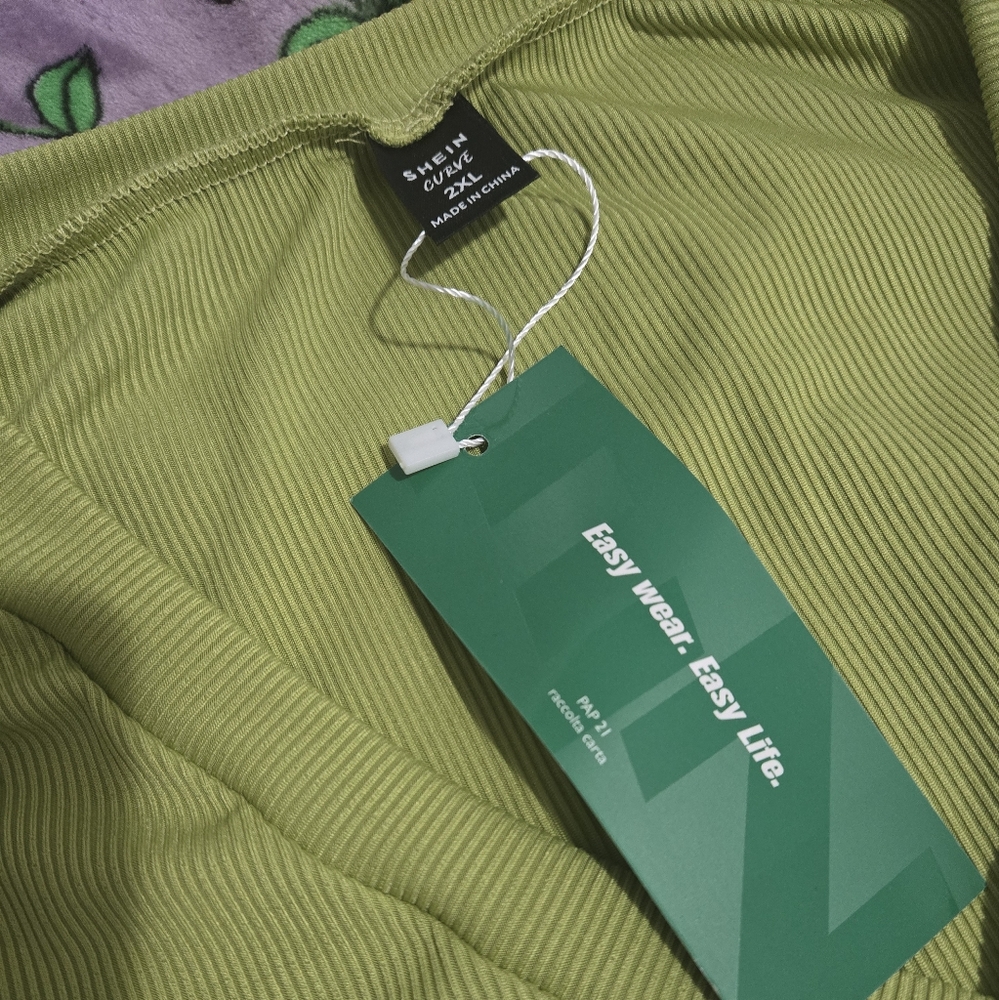 TOP - Picture 3 of 4